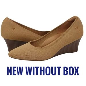 Women's Tan Wedge Shoes